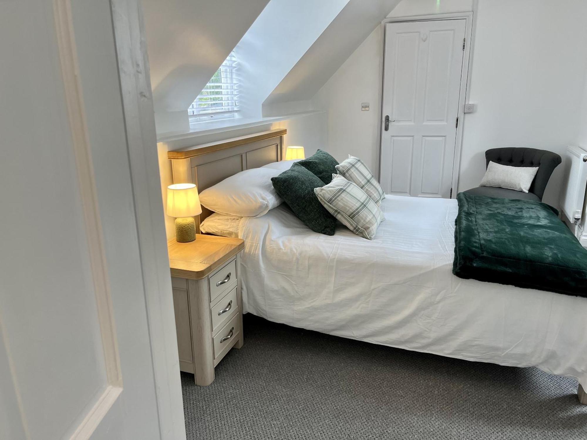 The Coach House - With Hot Tub Villa St Austell Room photo